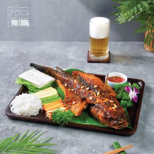 Cá quả nướng cuốn bánh tráng
